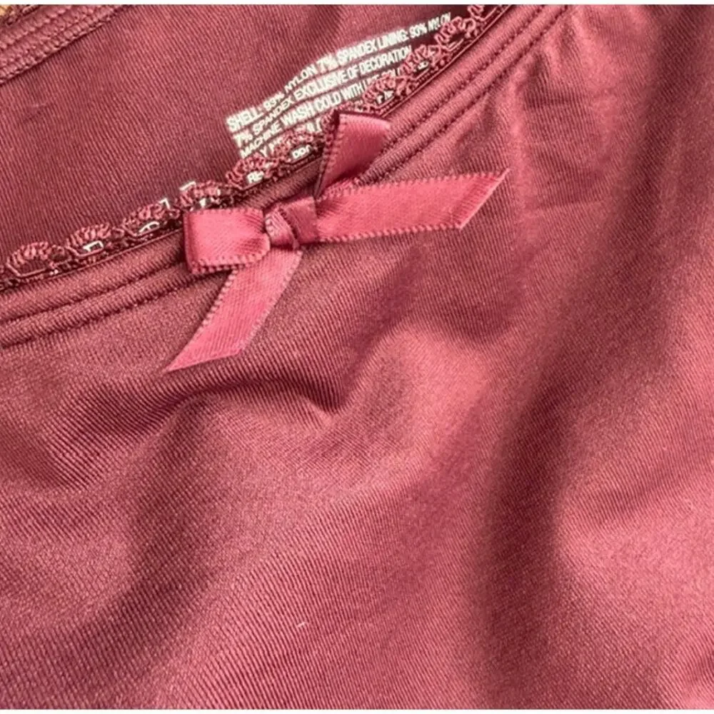 Wild Fable Burgundy Satin Feel Skort - Large - New with Tags